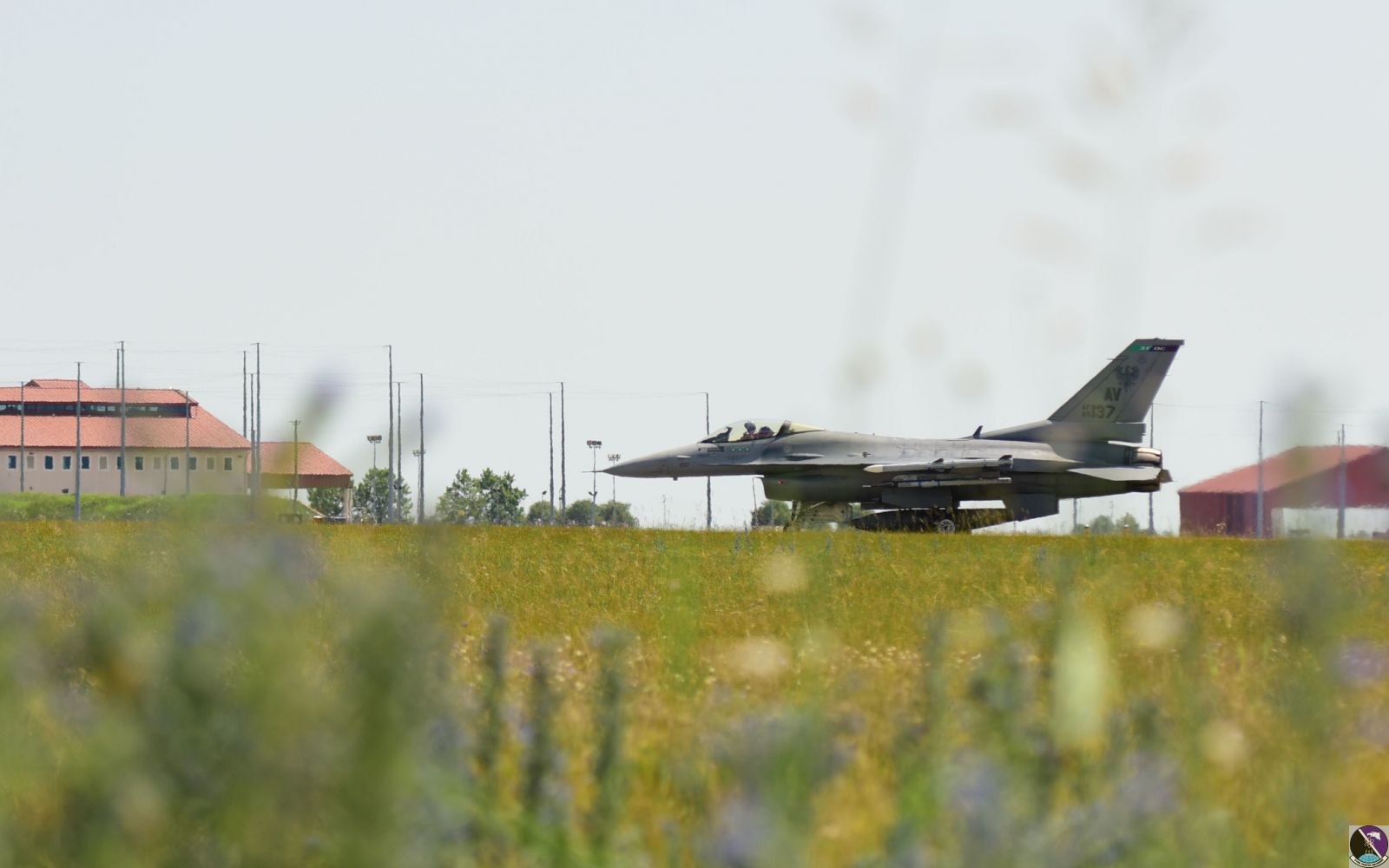 F-16 Fighting Falcon prepares for flight