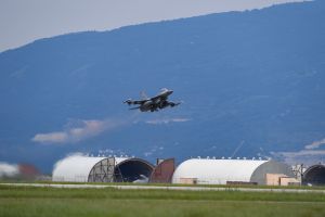 Fighting Falcons Take Off From Aviano